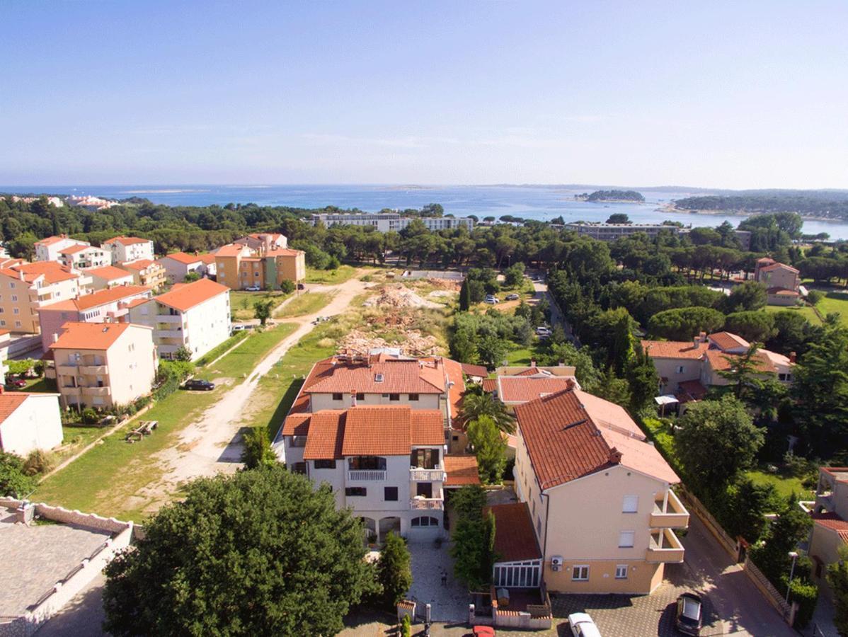 Apartmani Marin Медулин Екстериор снимка