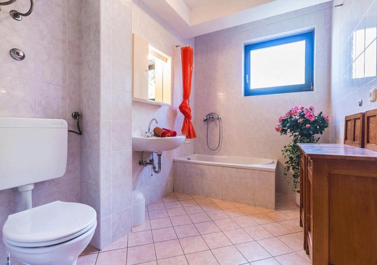 Apartmani Marin Медулин Екстериор снимка